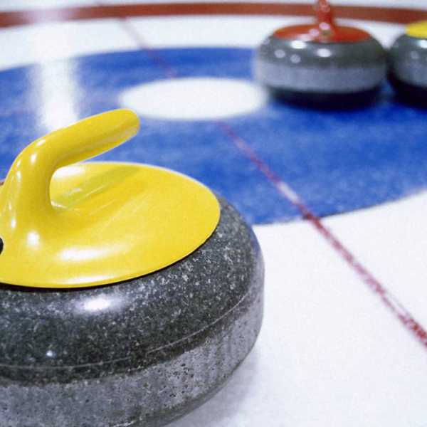 Curling Draw to the Button
